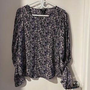 NWOT DKNY light blouse